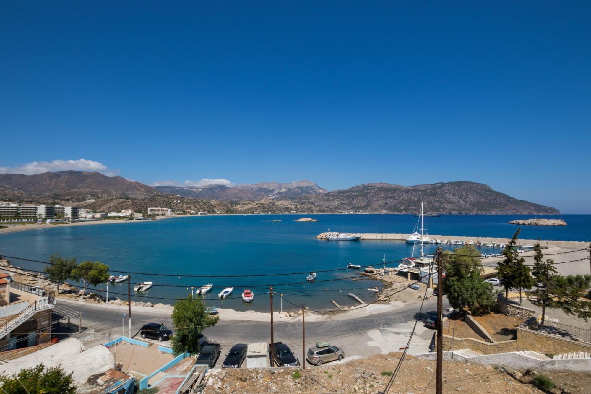 Olia Boutique Apartments Karpathos Town  Exterior photo